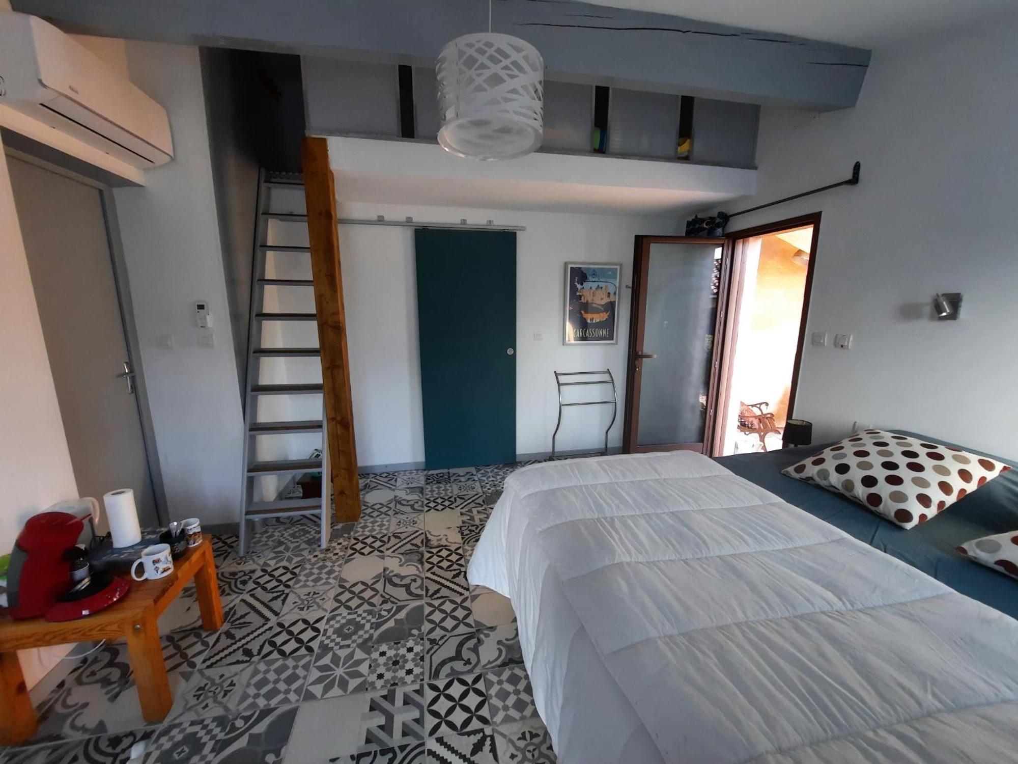 Le Lodge Des Chenes Brousses-et-Villaret Buitenkant foto